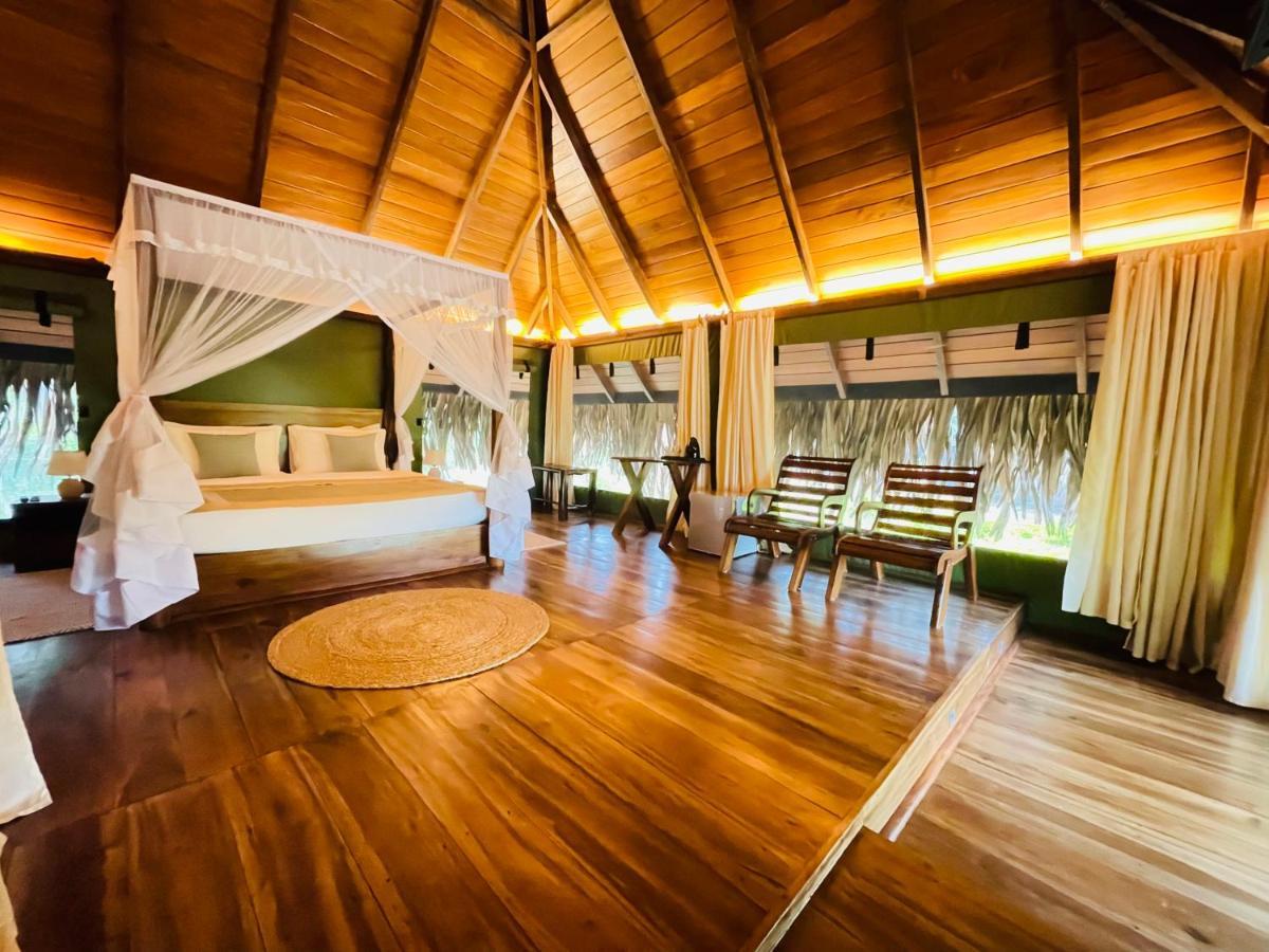 Yala Lake View Cabanas Tissamaharama Exteriör bild